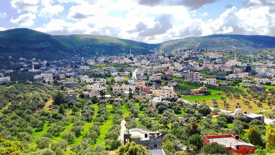 قرية سيريس - منظر عام